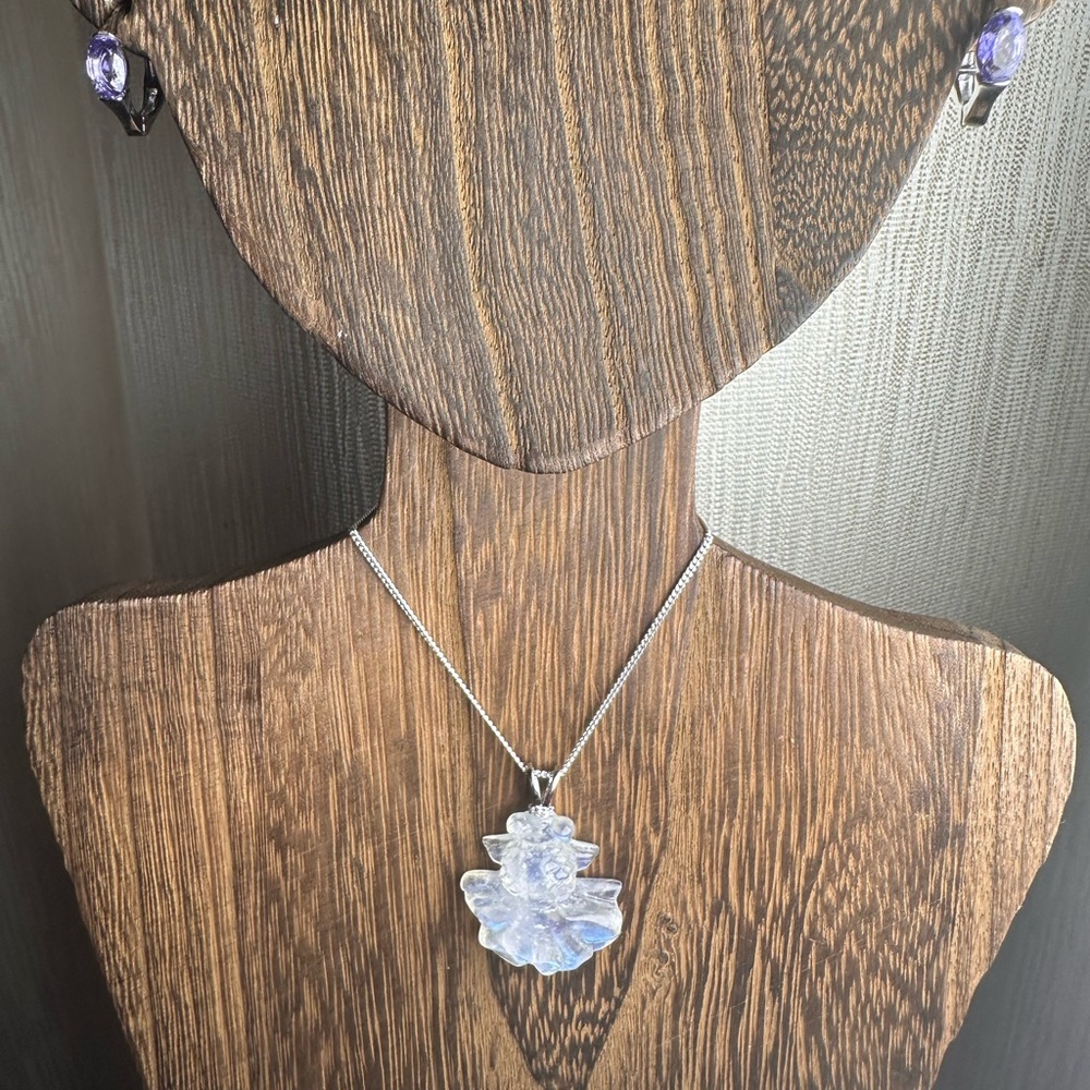 Blue Flash Moonstone Goldfish Pendant Necklace on Sterling Silver Box Chain - Picture 2 of 15